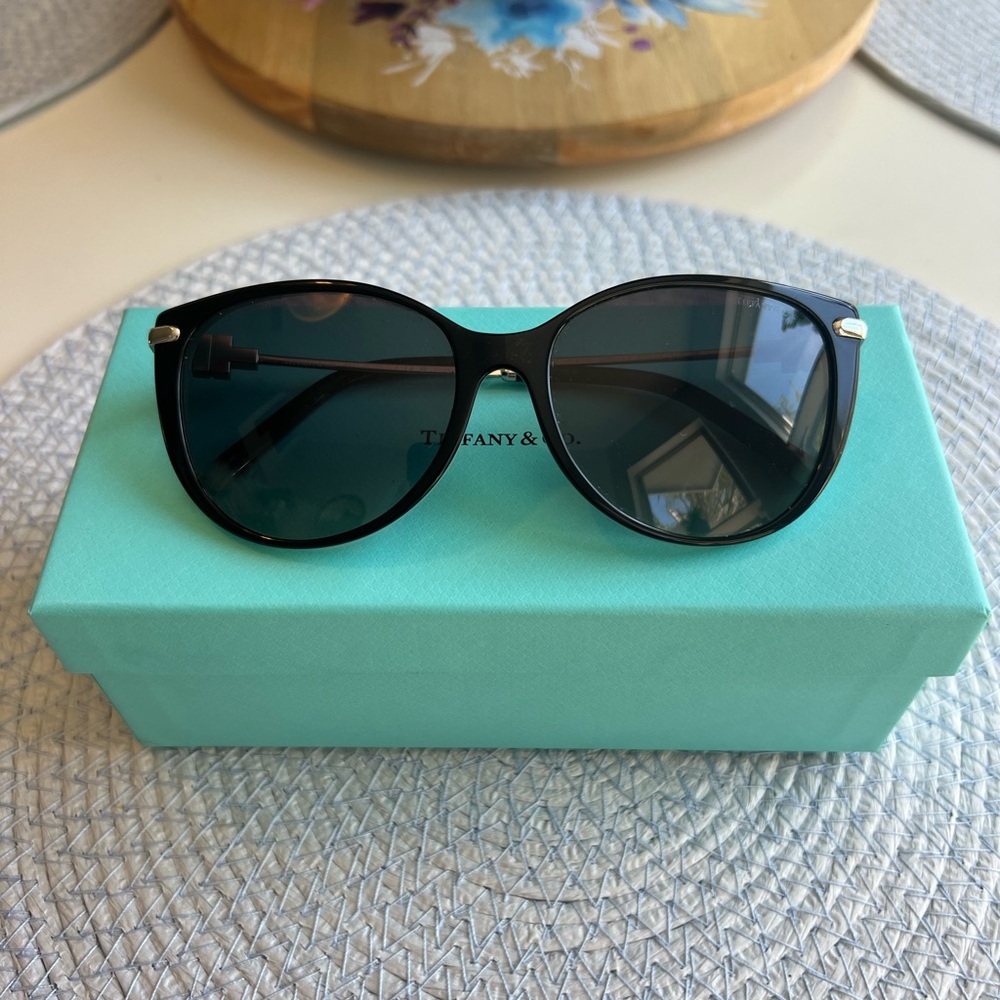 Tiffany & Co. Black Cat-Eye Sunglasses with Dark Lenses